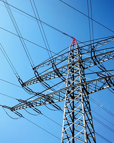 Strommast symbolisiert das Thema Energie
